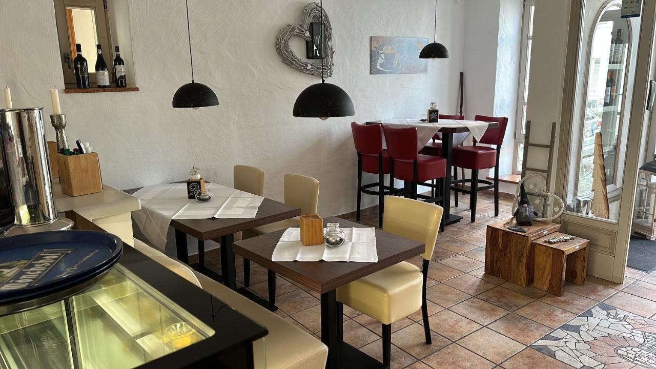 Vinopresso Gmbh - Cafe Roemer Прихсенщад Екстериор снимка